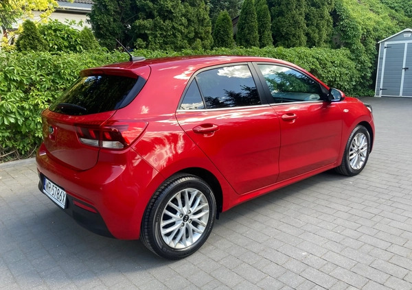 Audi A4 cena 6500 przebieg: 384141, rok produkcji 2004 z Dobrzyń nad Wisłą małe 67